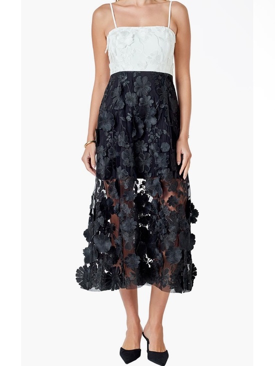Endless Rose Dresses & Skirts - Endless Rose Floral Appliqué Colorblock Midi Dress in White & Black NEW Size S